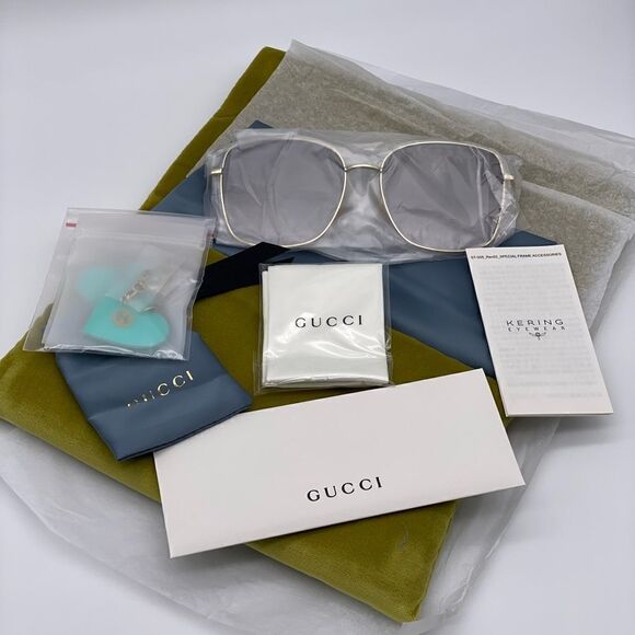GUCCI Sunglasses GG1030SK 003 Gold/Grey With Chain Women NEW - Picture 12 of 12